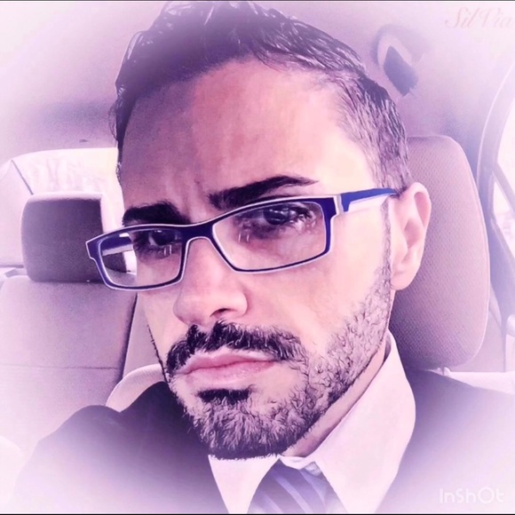 Meet your Posher, Carlos - Picture 5 of 7